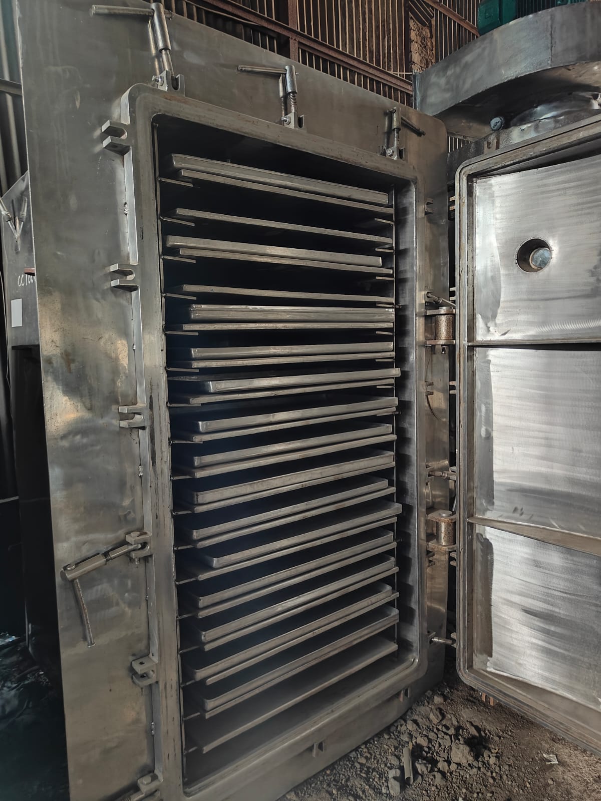 For Sale: Used Vacuum Tray Dryer